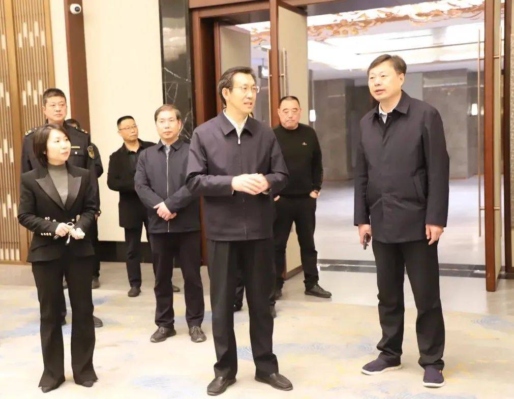 王献超表示,淮阳区将成立民族运动会后勤服务保障专班,紧盯餐饮安全