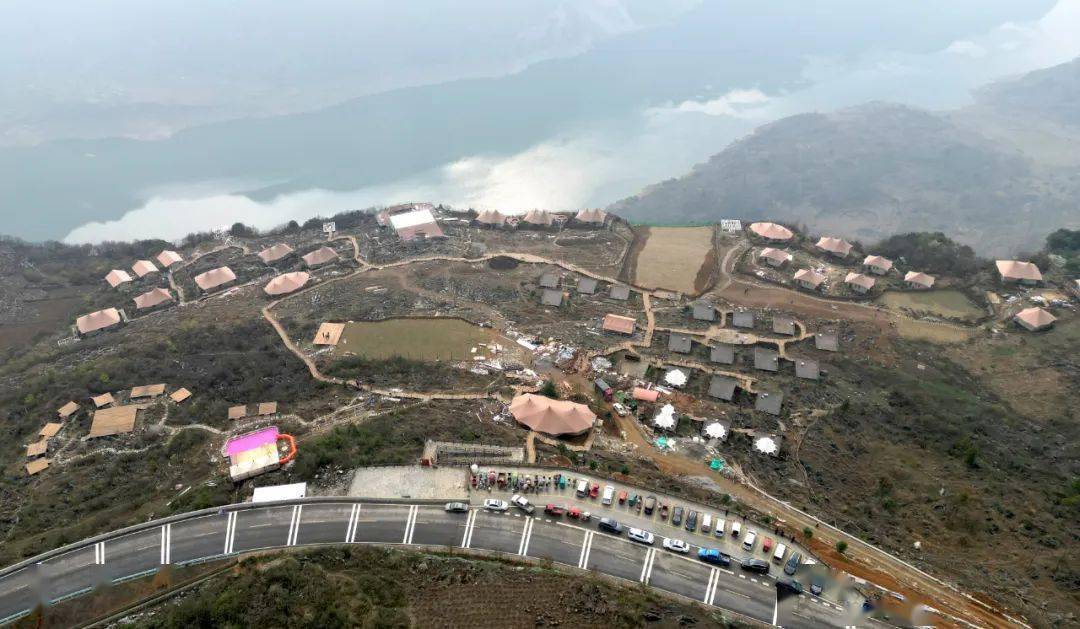 黔西:化屋生态营地项目建设如火如荼