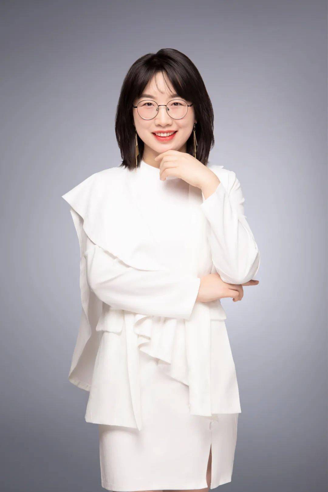 心理健康中心副主任陶莎莎和图书馆副研究馆员马玉敏_工作_教育_教学