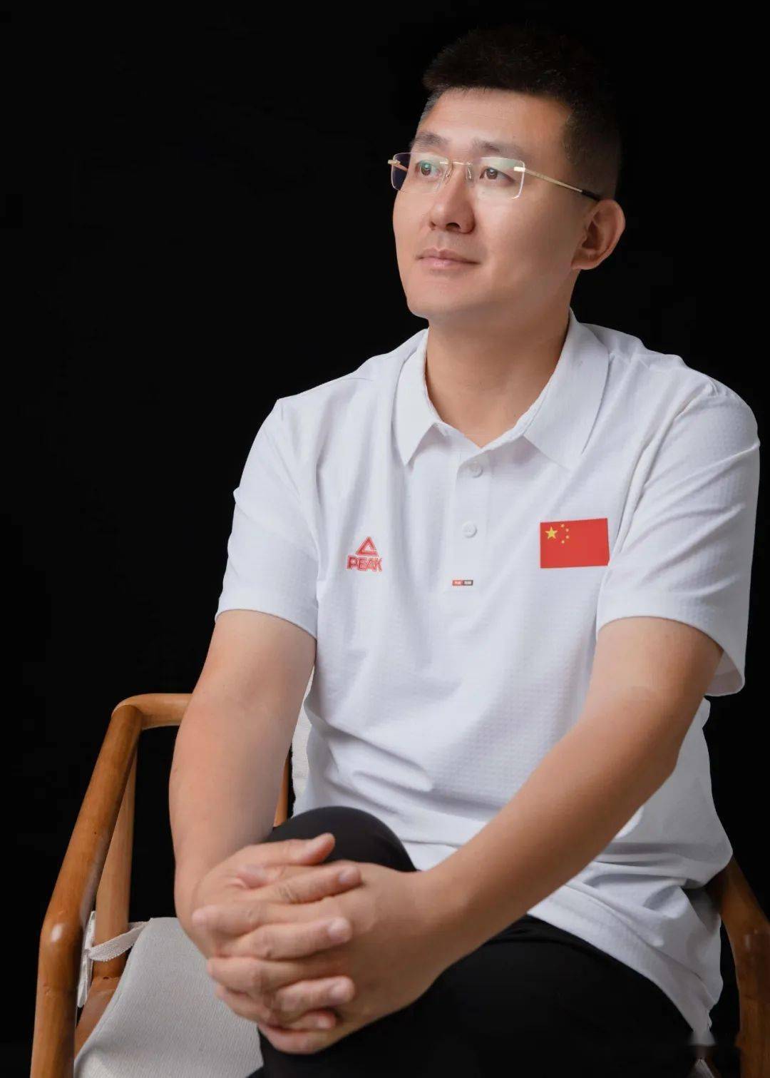 每天一歌||郝亮亮演唱《陕北我思念的家乡》_音乐_村庄_陕西