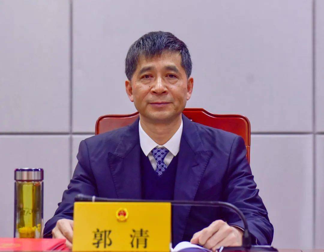 市人民政府副市长李小平,市中级人民法院院长田甘霖,市人民检察院检察