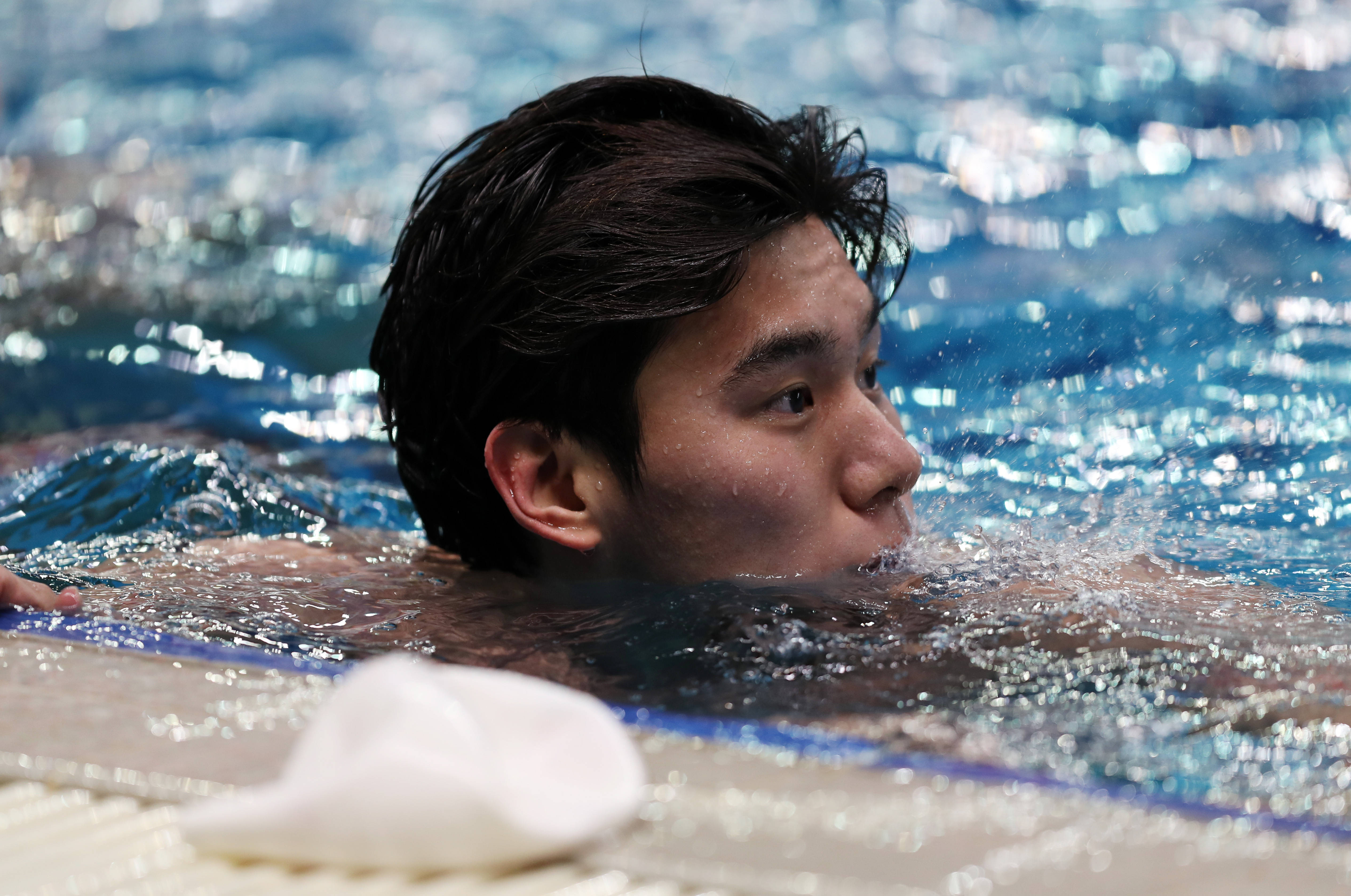 花样游泳男子图片