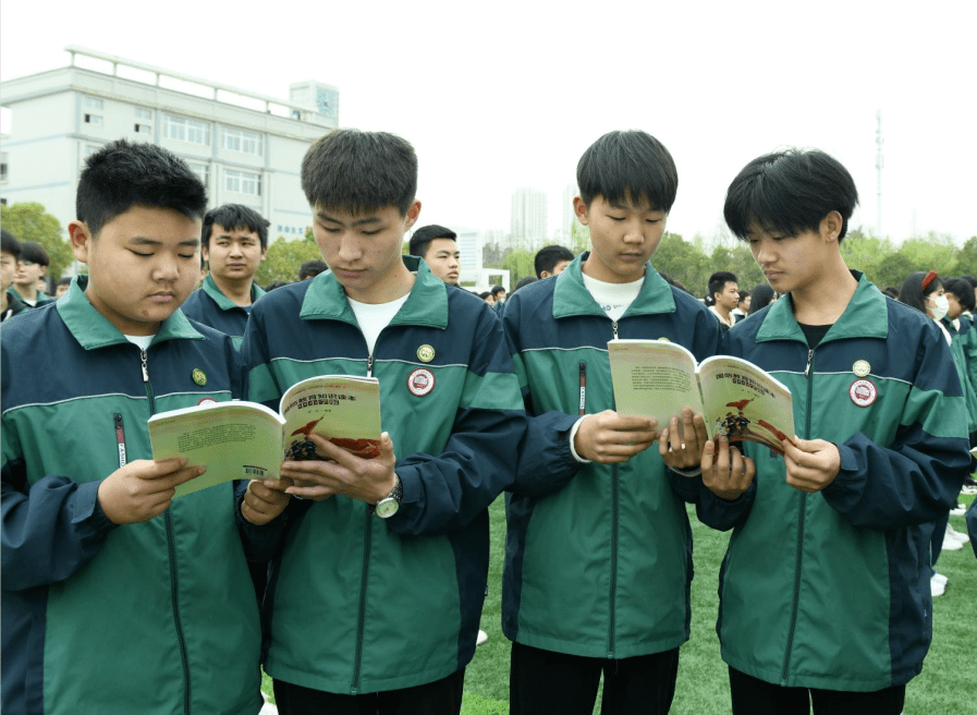 阜阳市第一中学校服图片