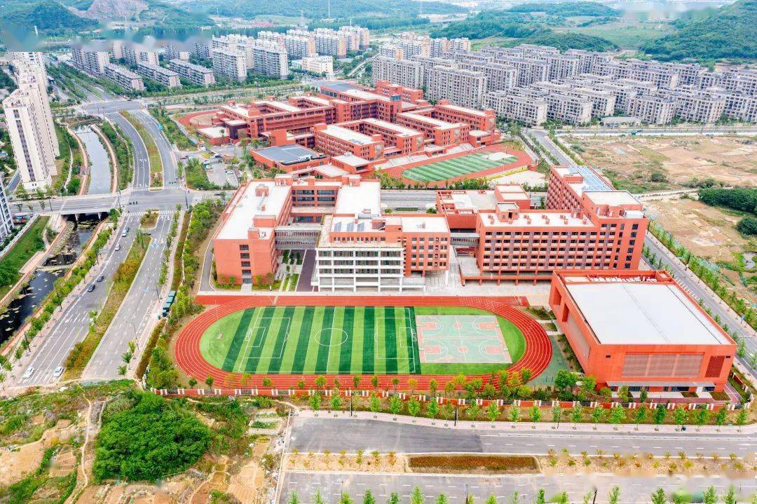 江宁区教育局最新消息,原定为南外仙林国际高中的学校正式改为江宁