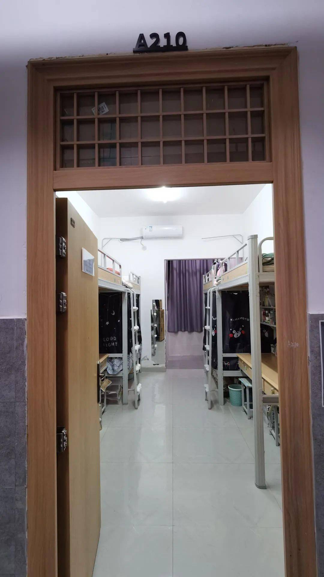 女寝:s11-a238宿舍成员:新闻211辛柳 杨晓倩 郑泽雨 常盼盼 段蒙鑫 曹