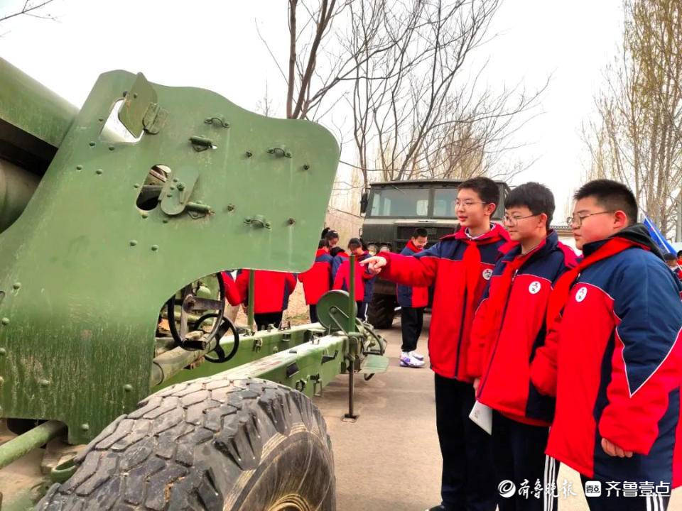 肥城老城街道：清明祭英烈，基因永传承