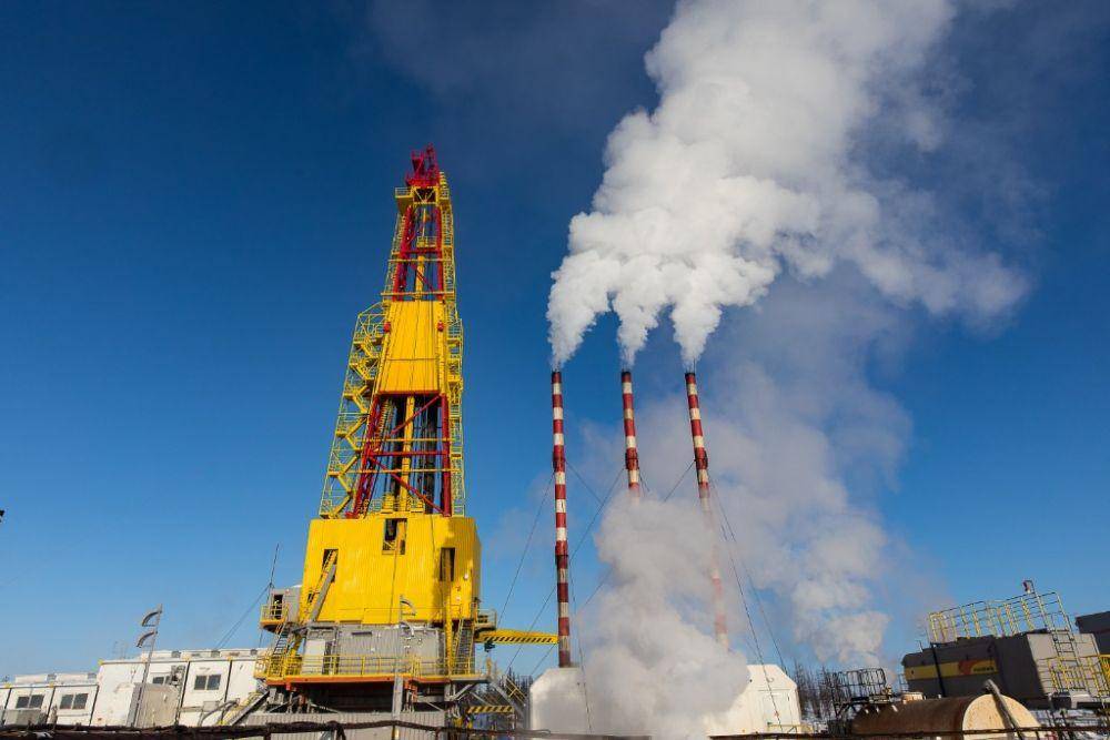 俄罗斯官员：俄石油出口成功“转向”