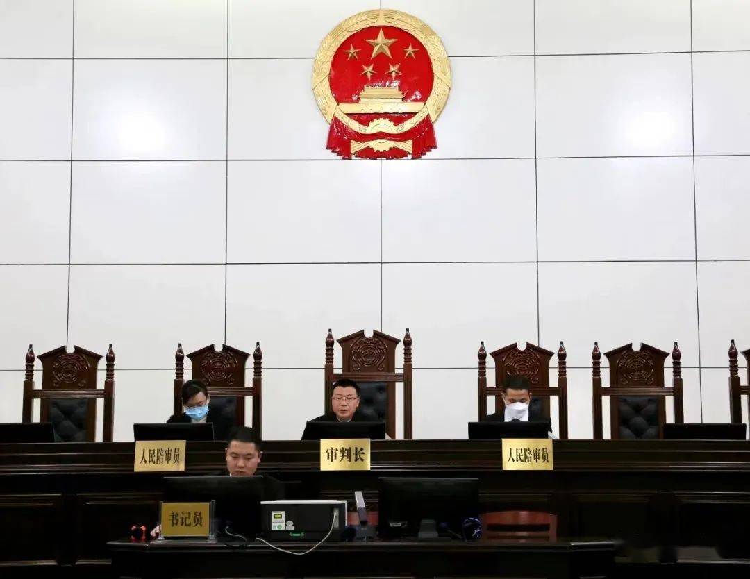 肖某_微信_汉台区