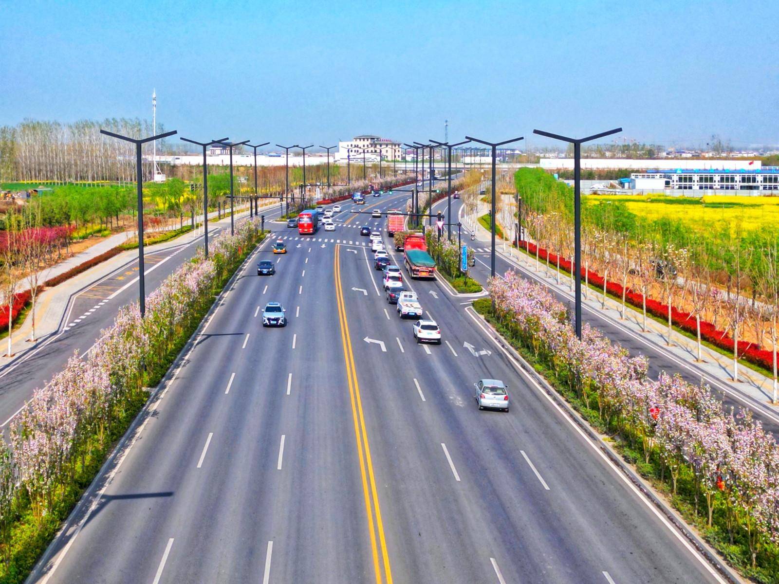 周口公路美如画_摄影_马莉_车中