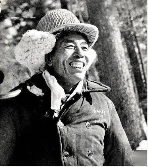 "追忆先烈·传承基因":黑龙江最美的花,献给最可爱的人_黑河_王肃