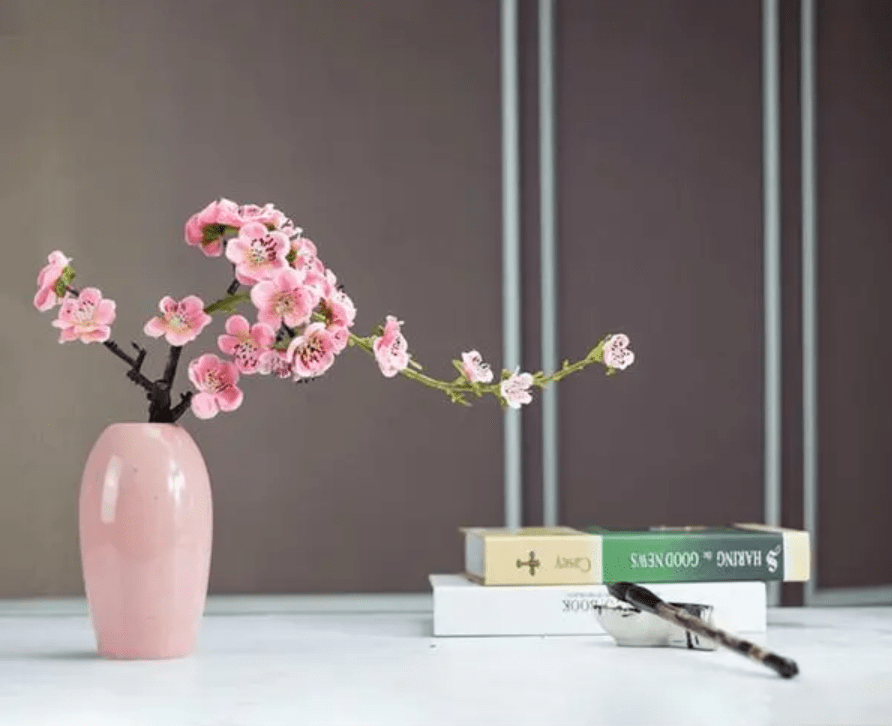 折来一枝春插瓶_清供_生活_梅花和