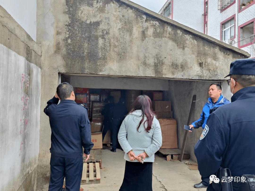 云梦:警民合力,非法烟花藏无可藏_下辛店镇_云梦县_群众