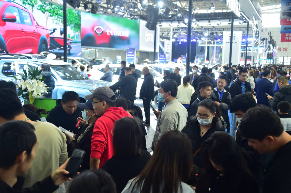 春风刮起“购车热”!齐鲁车展火爆堪比热门景区!_搜狐汽车_搜狐网