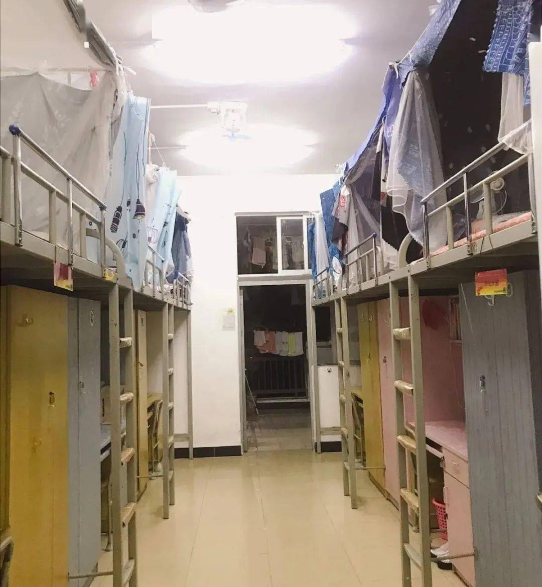 差距超大广东专科宿舍大pk快看看你的宿舍长啥样
