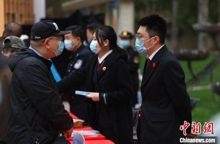 北京向阳举办全民国度平安教育日暨反邪教主题宣布道育活动