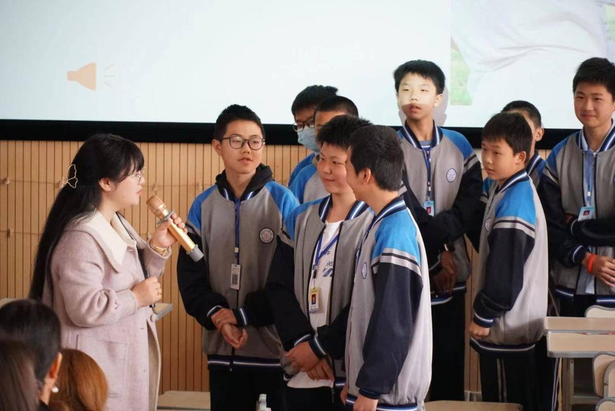 磐安县首届星级班主任智慧论坛在新城中学举行_活动_县教育局_董兰芳