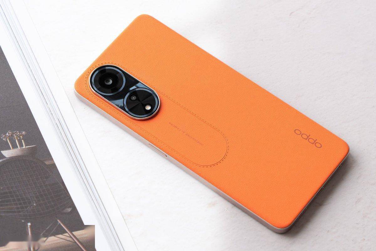 oppo a1正式开售,独有的素皮材质展现高端质感_内存_屏幕_方面