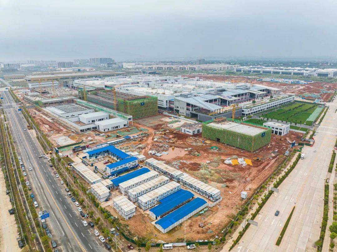 富士康工业互联赣州智能制造园区最新航拍!_项目_的发展_房价