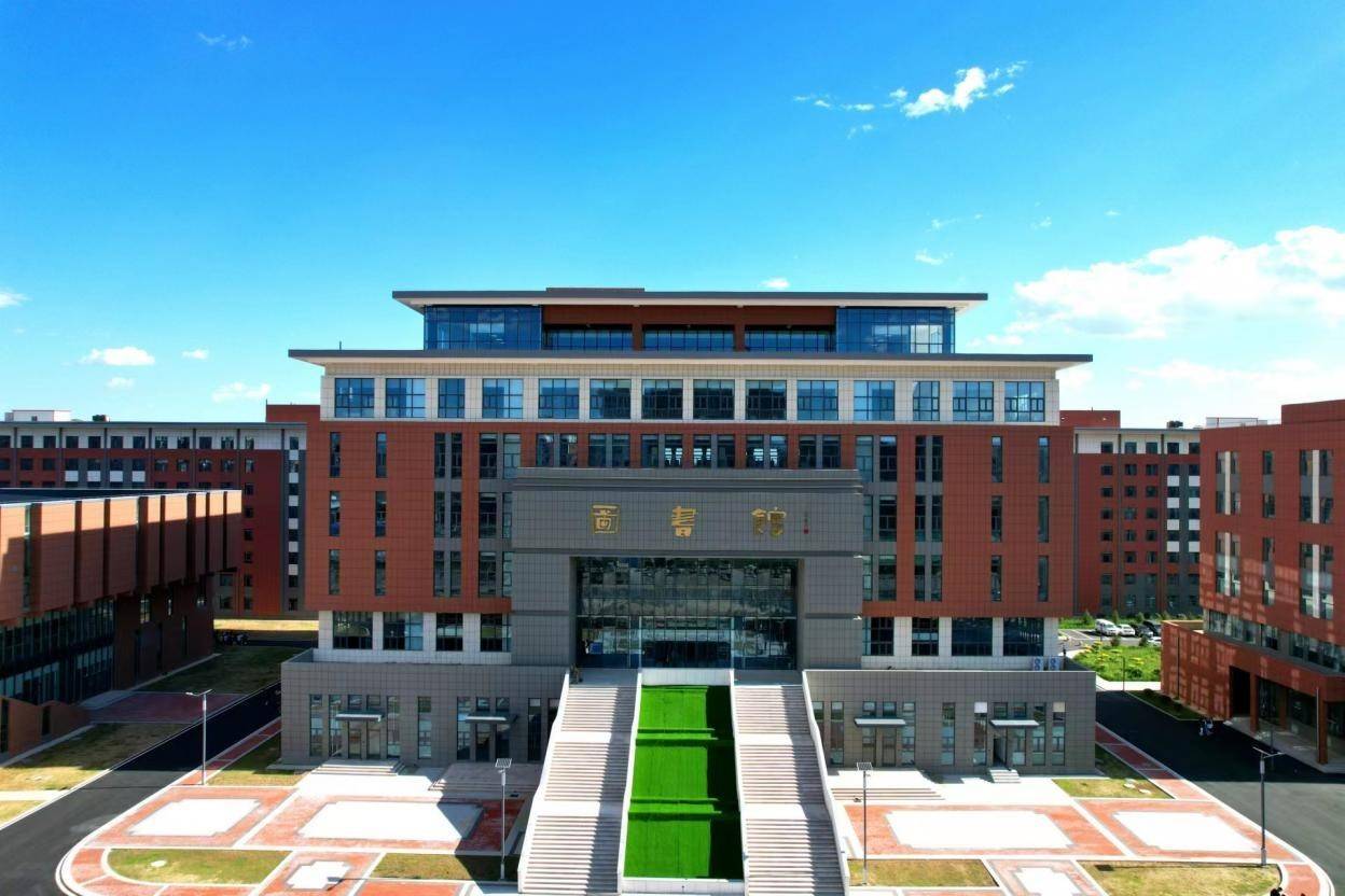 首届希望教育集团创新创业大赛走进内蒙古大学创业学院_中国_发展