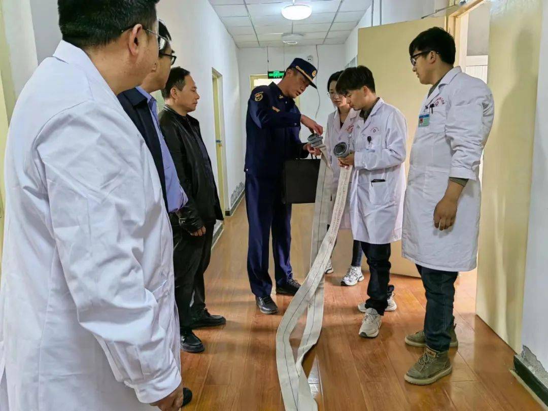 夏河县副县长王定玺带队检查全县医疗卫生系统_责任_工作_情况