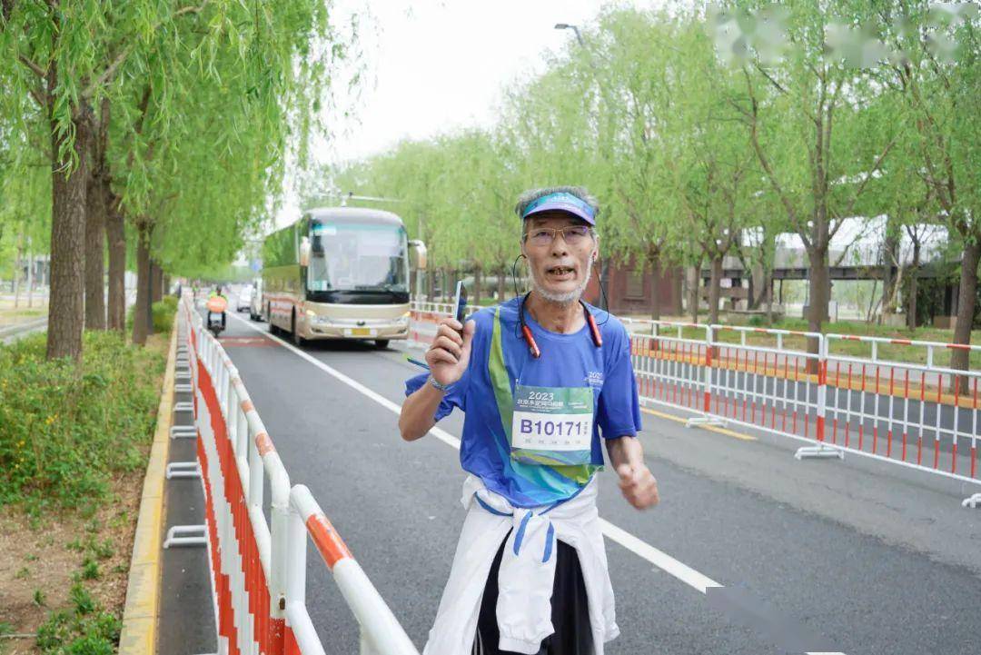 2023北京永定河马拉松热爱同时路过京华水韵等文化景点,莲花逐水等