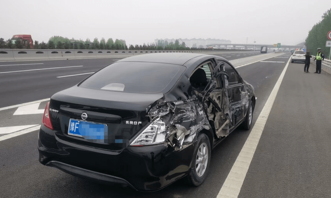 视频警示 | 司机高速出口任性变道 负事故全责还被罚