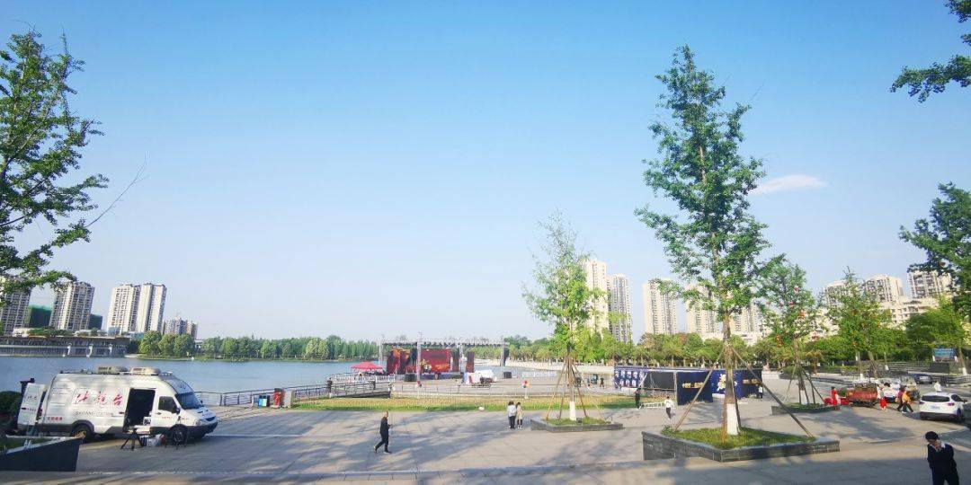今晚7点,与你相约雍湖公园,一起看"最美"的人……_什邡市_劳动者_活动