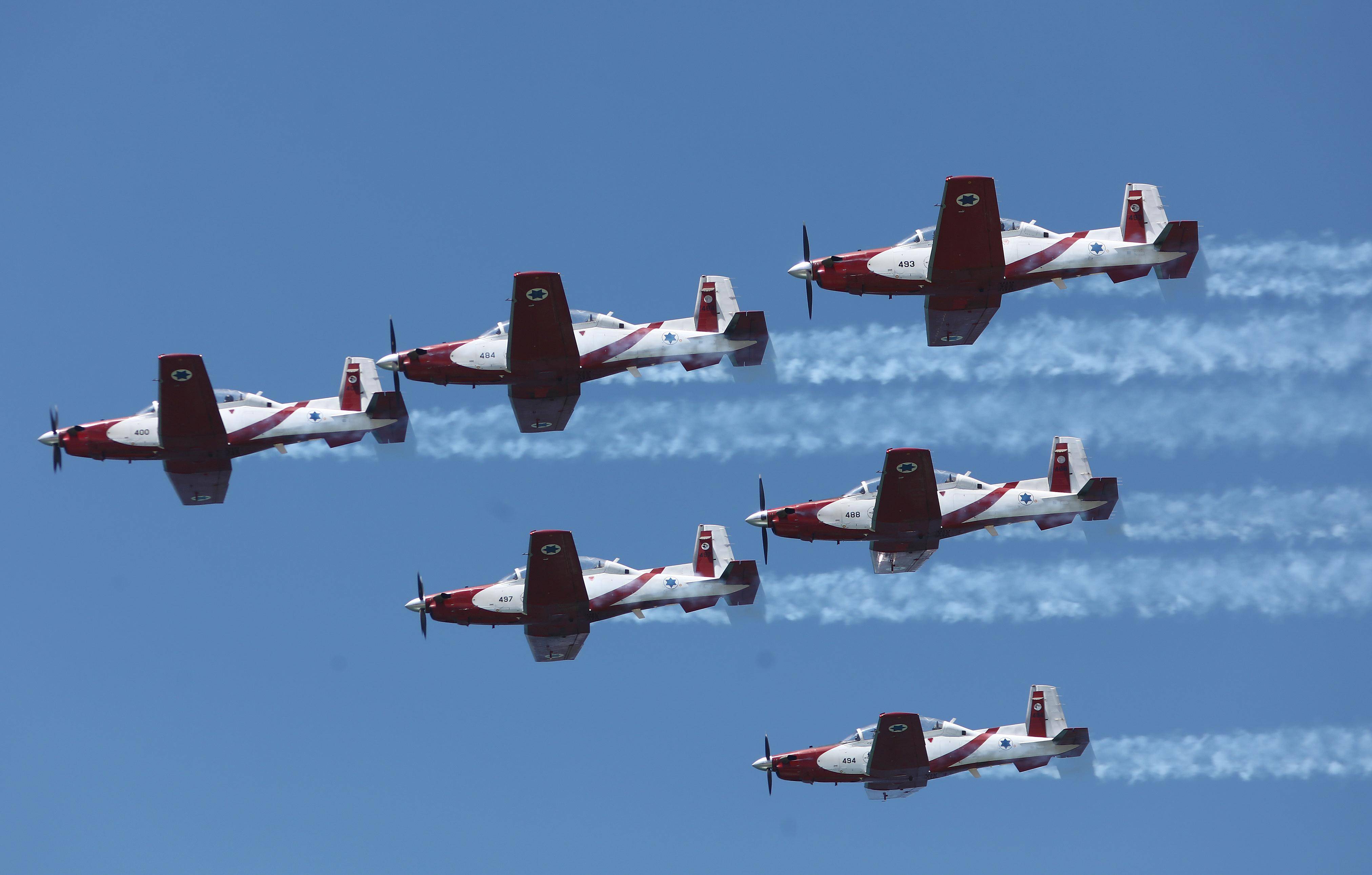 (国际)以色列庆祝建国75周年_表演_新华社_飞行