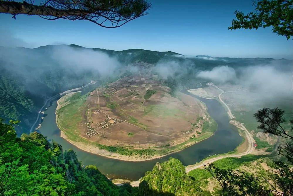 春遊臨江之精品旅遊線路推介:鴨江生態之旅(上游)_江心島_鴨綠江_遊客