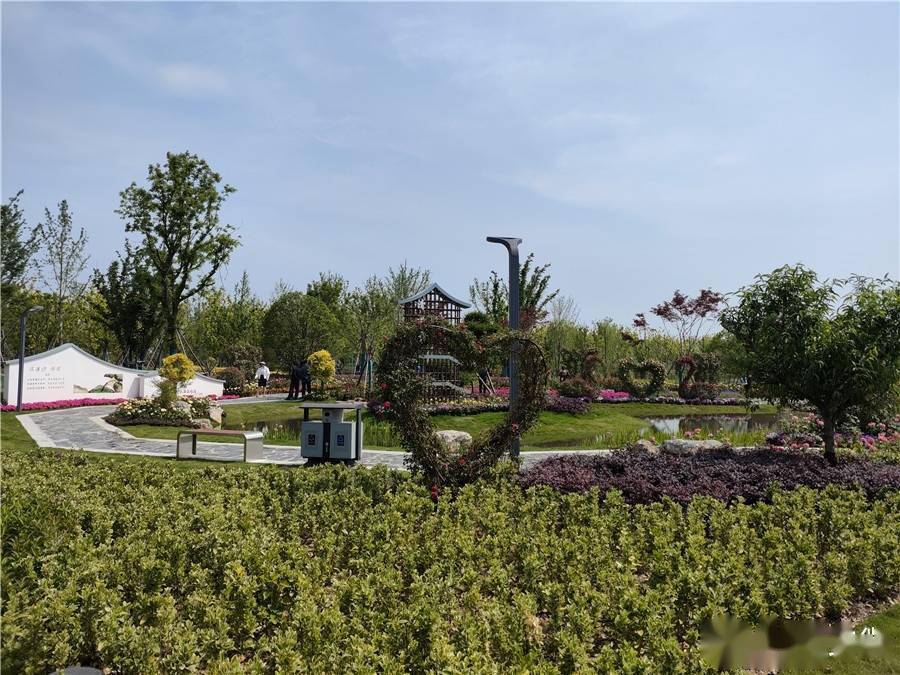 第四届阜阳市花博会在界首开幕_产业_花卉_李阔