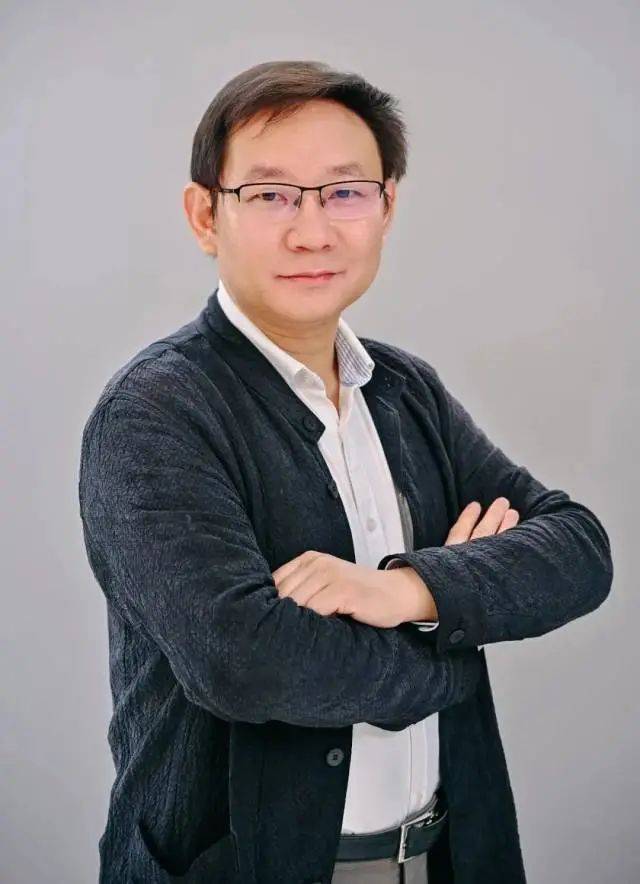 秦文_青年_中国