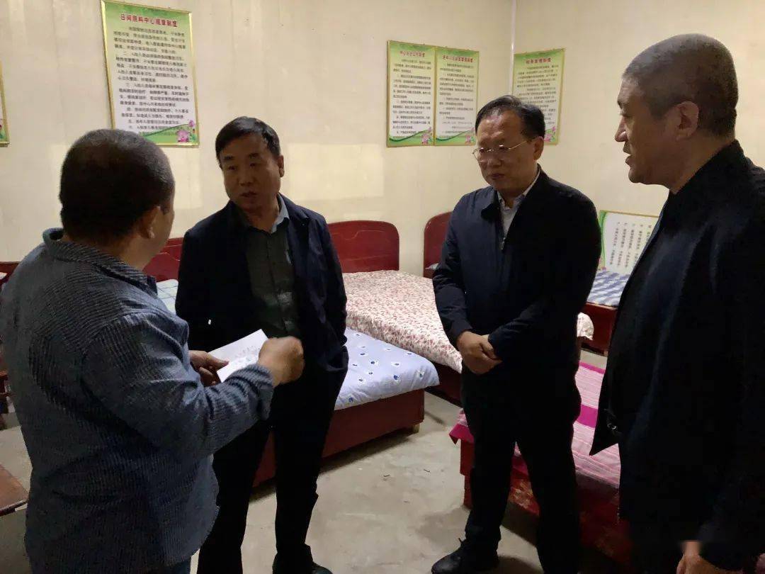 襄汾副县长张海荣"四不两直"夜查驻村帮扶工作_纪律_政策_单位