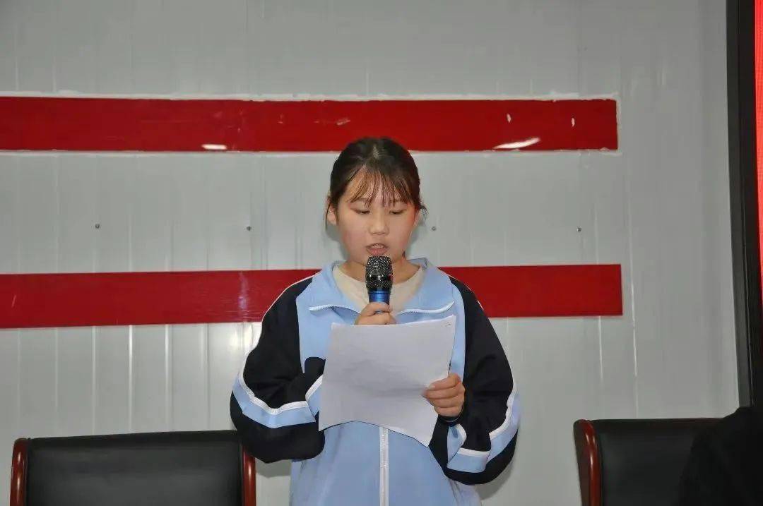 【入团仪式】心中有光正青春——赞皇县职教中心举行新团员入团暨优秀