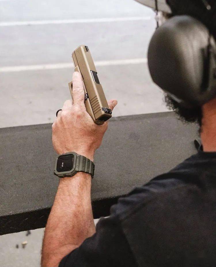 【格洛克美图】有这么一款手枪 简直可以说是百变无敌小金刚_战术