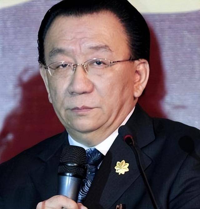 "不可一世"的侯耀华,终于走到了今天_相声_侯宝林_侯耀文