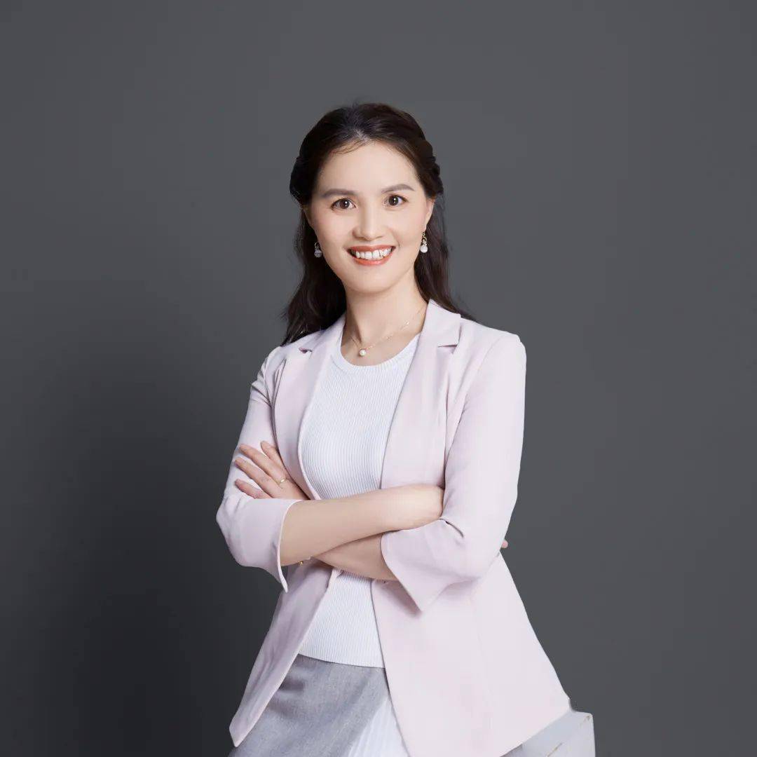 在这个青春五月,来拍一张美美的证件照吧!