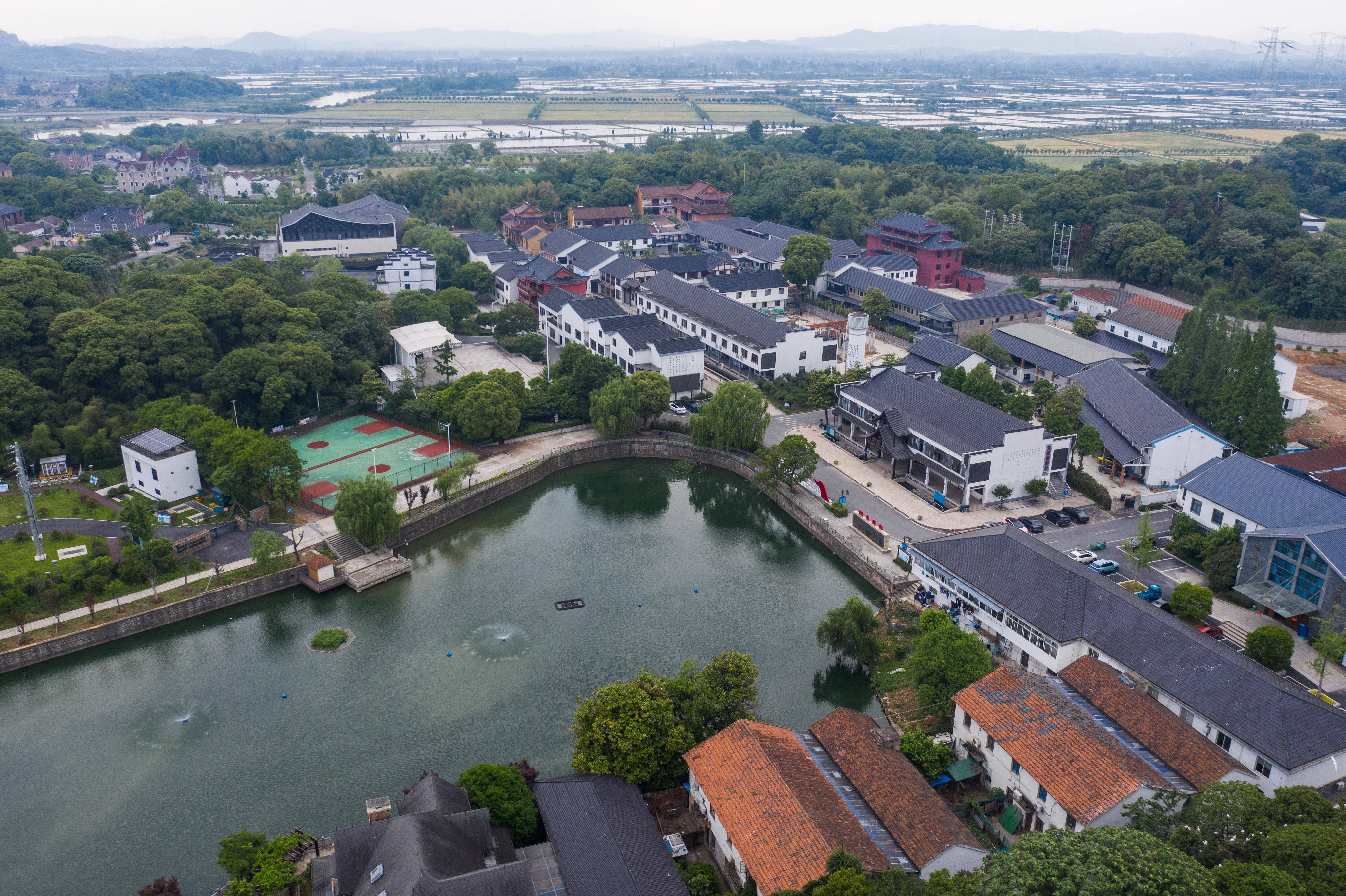 (社会)浙江德清:打造宜居宜业和美乡村_新华社_龙胜村_建设