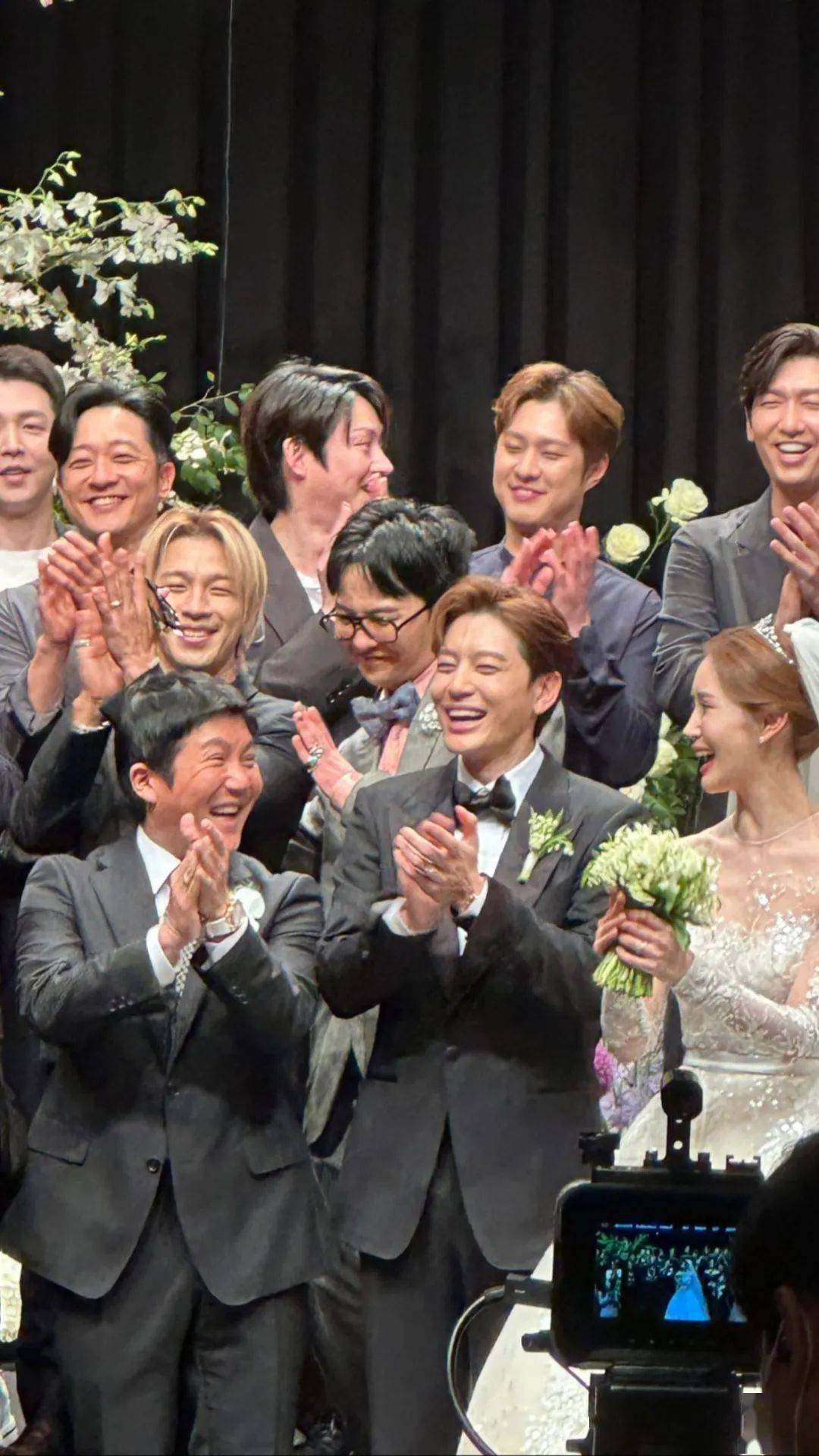 se7en婚礼上bigbang成员和宾客合照