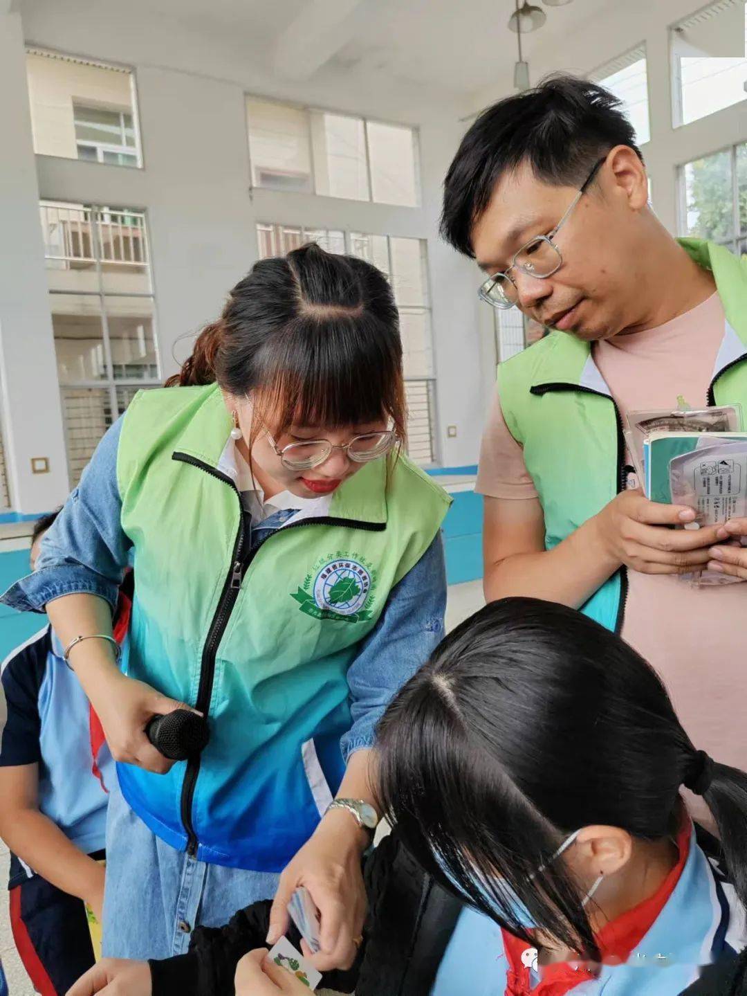 争做垃分少年——垃圾分类进国专第三小学宣传活动_南安市