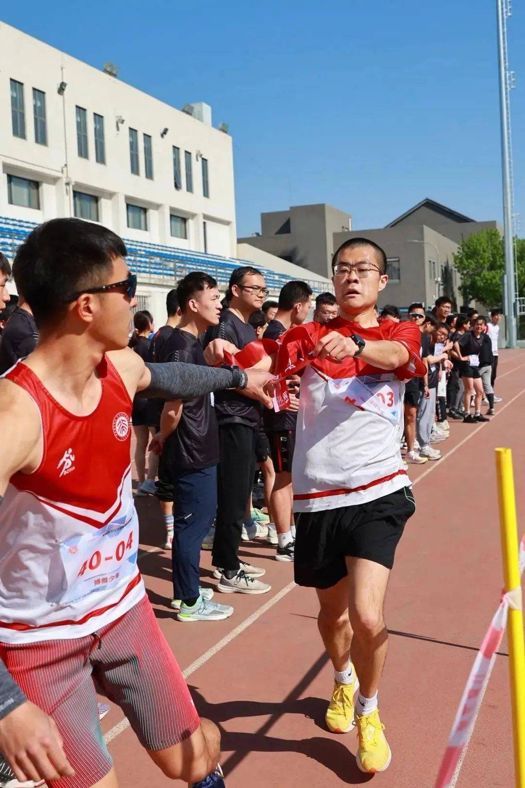 原本吃瓜群众以为优势巨大的博雅少年只领先了紧随其后的北体不到二十