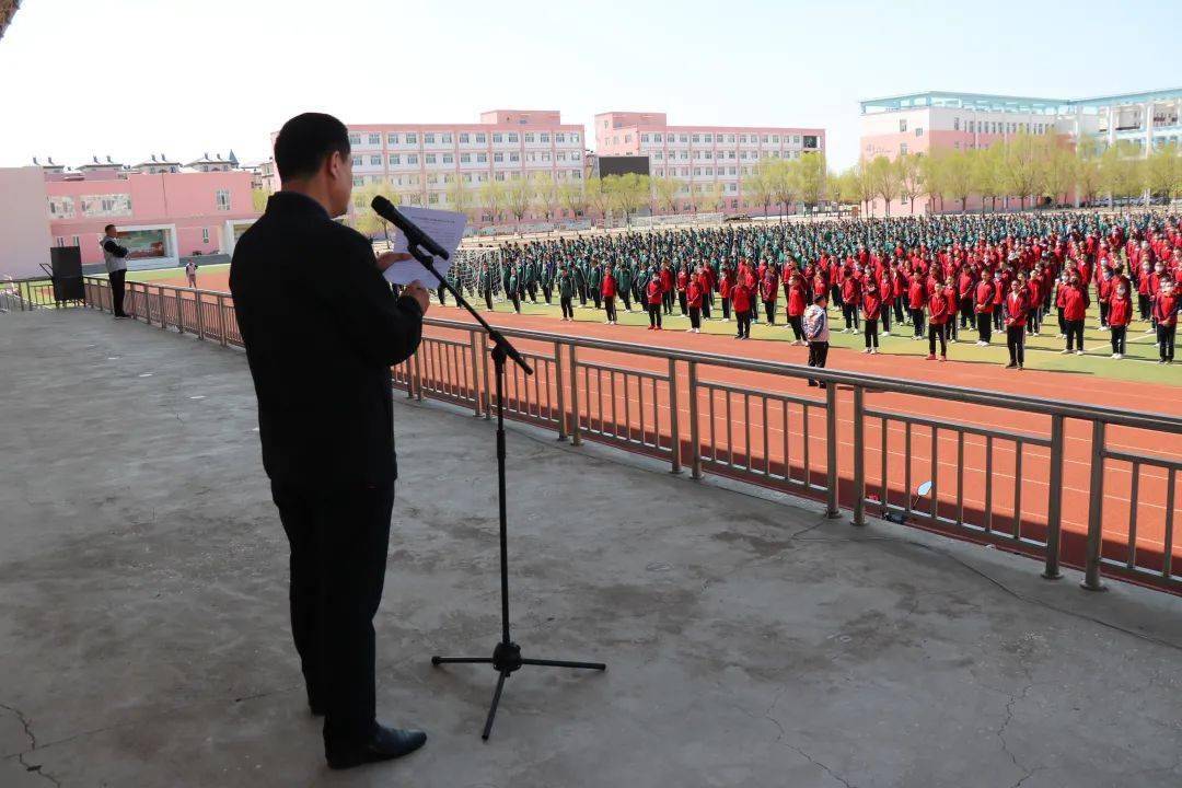 may day来源:阿荣旗阿伦中学 供稿主 编 :汪 冉副 主 编:张金珍编辑