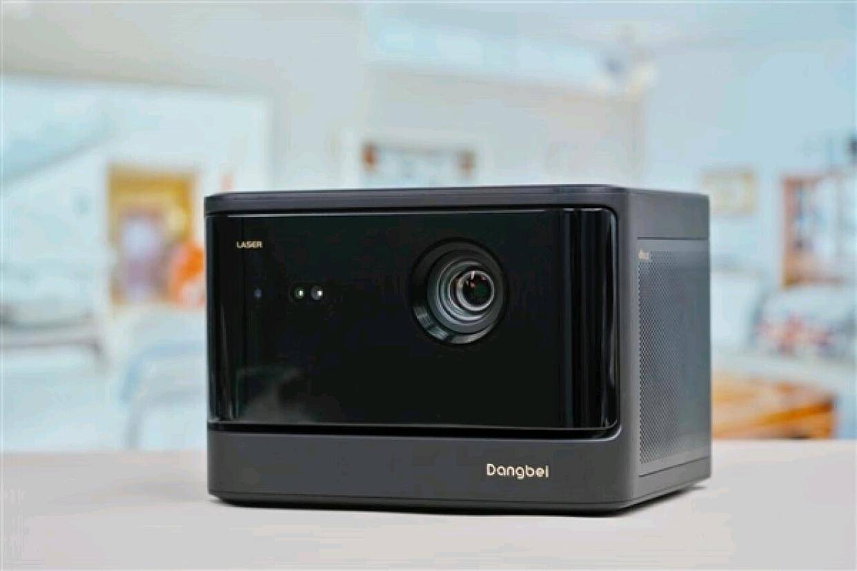 当贝x5 激光投影仪评测:让你的家庭影院更加完美_画面_用户_亮度