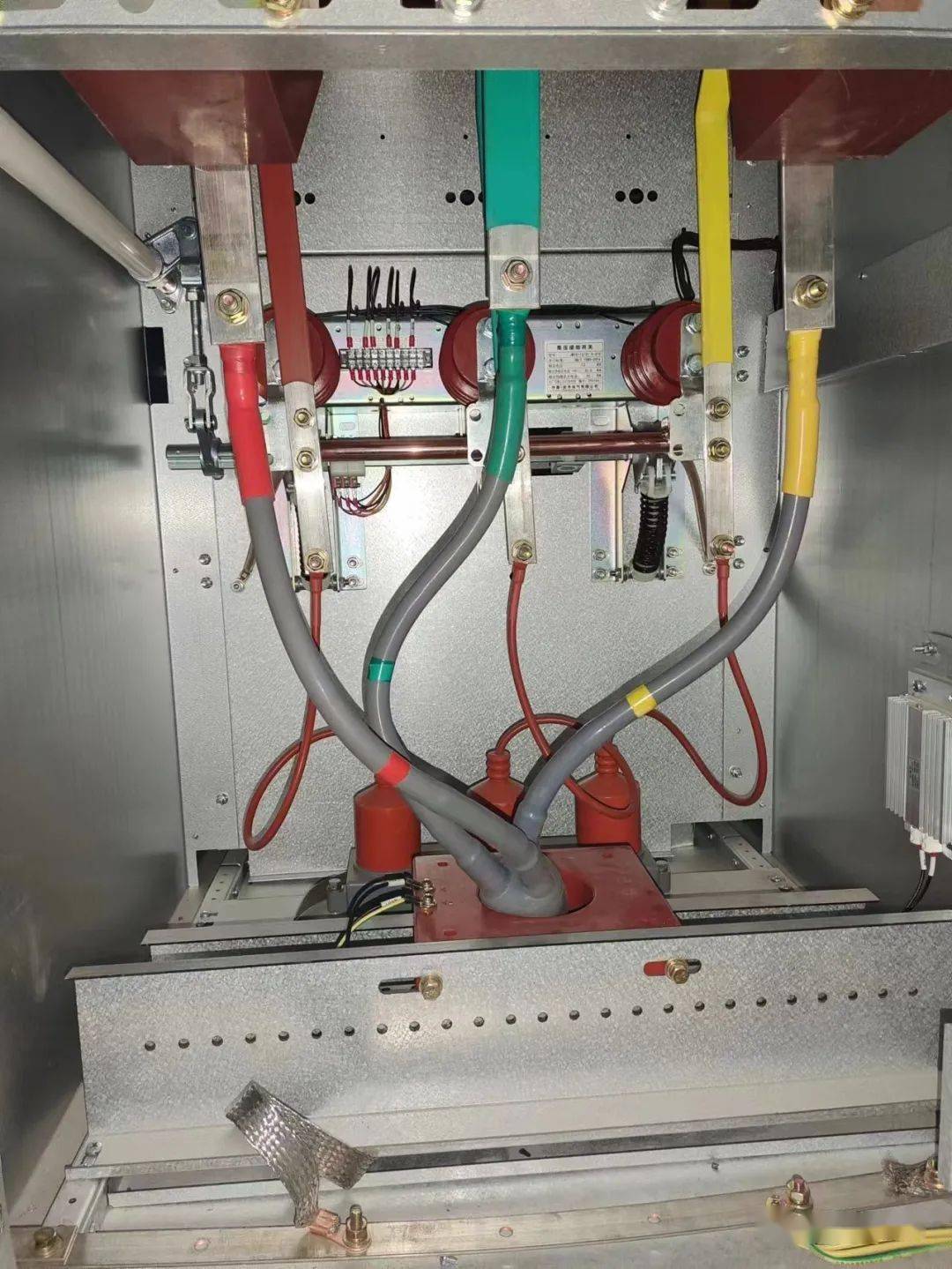 高压电缆冷缩型电缆头制作工艺流程及其注意事项_钢铠_导电_接线