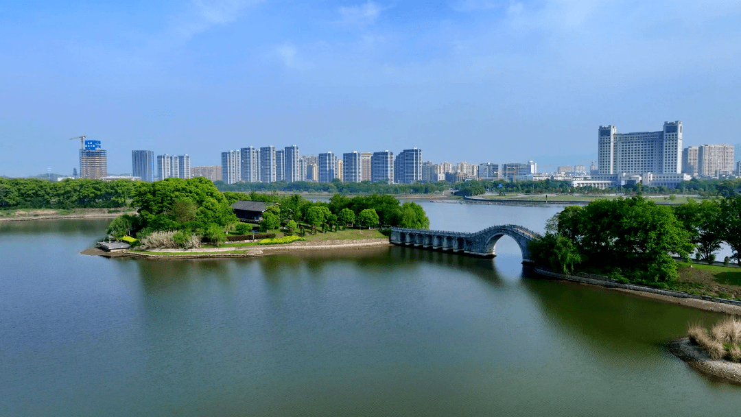 天台始丰湖湿地公园的建筑与桥!_城市_两岸_景观