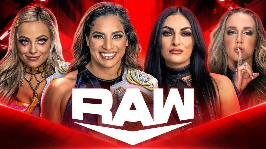 wwe女子双打冠军丽芙-摩根(liv morgan)与拉奎尔-罗德里格斯(raquel