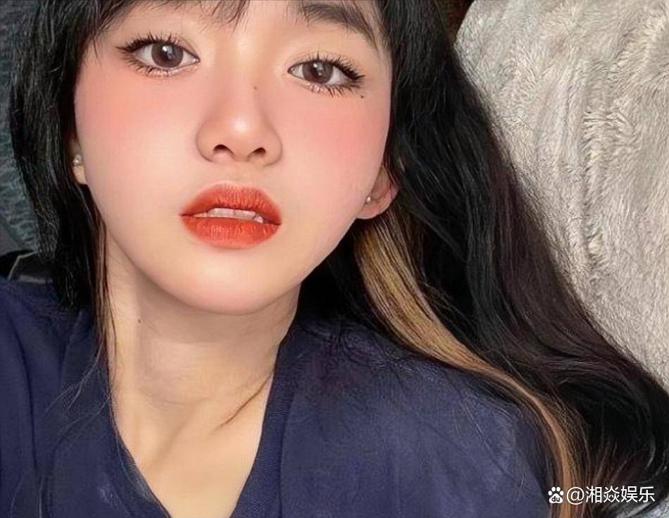 《甄嬛传》胧月公主刘心玉近照曝光,十二年变化大,回应没买热搜_观众