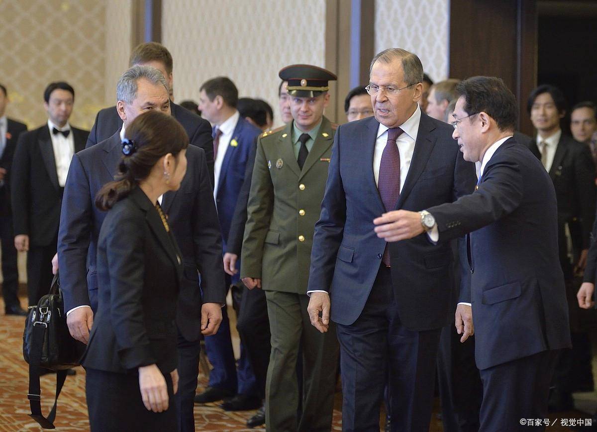 中国代表李辉赴乌克兰调停俄乌战场,乌总统却频繁出访!