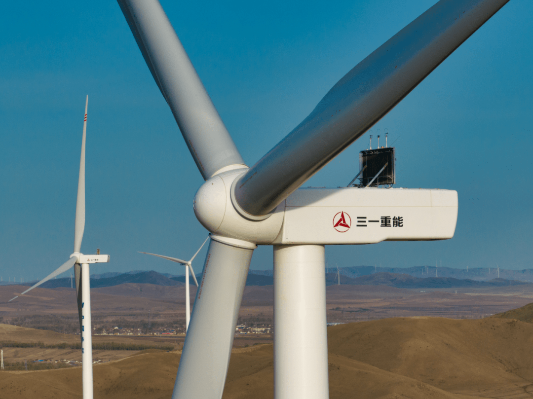 120台 华能上都百万千瓦级风电基地完成吊装