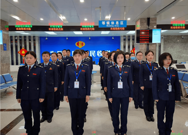 湘潭县"税务蓝"获评"全国工人先锋号"_办税_工作_服务