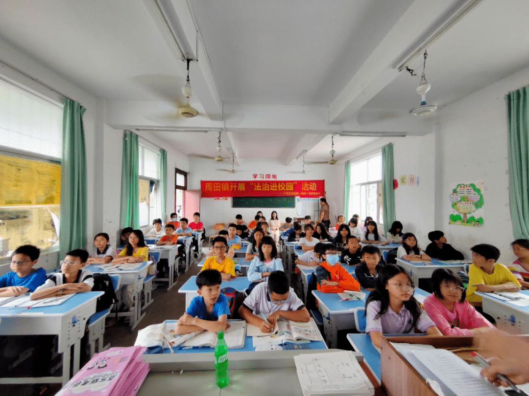 先後到周田中心小學,徑口小學,前湖小學,獅石小學和杭美小學進行主題